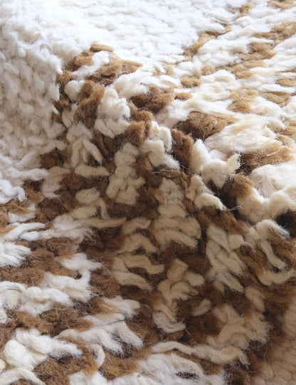 Bordered Wool Moroccan Rug 10.4 x 5.3 ft / 318 x 163 cm - Surcoma
