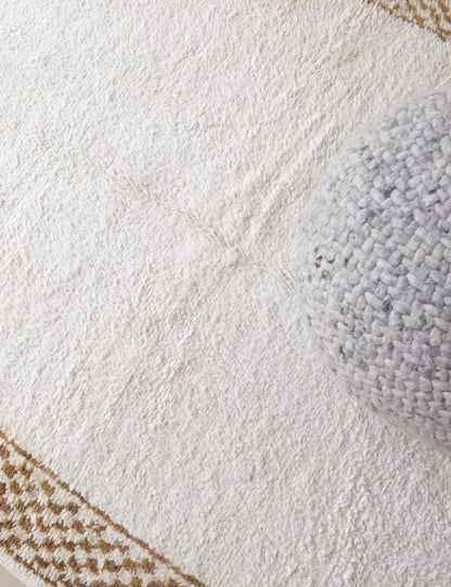 Bordered Wool Moroccan Rug 10.4 x 5.3 ft / 318 x 163 cm - Surcoma