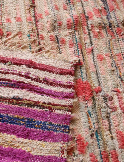 Authentic Berber Moroccan Rug 5.6 x 4.8 ft / 171 x 147 cm