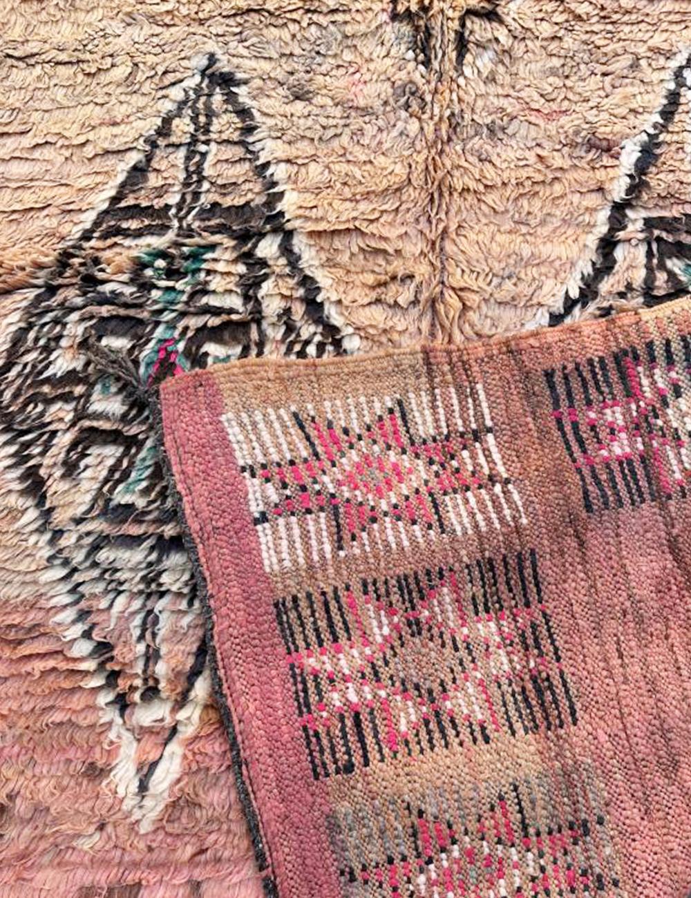 Boujad Wool Rug 10.7 x 5.9 ft / 325 x 181 cm