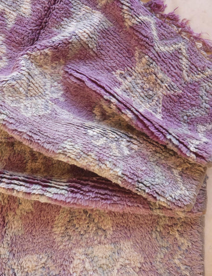 Lavender Purple Moroccan Rug 8.8 x 4.2 ft / 267 x 130 cm - Surcoma