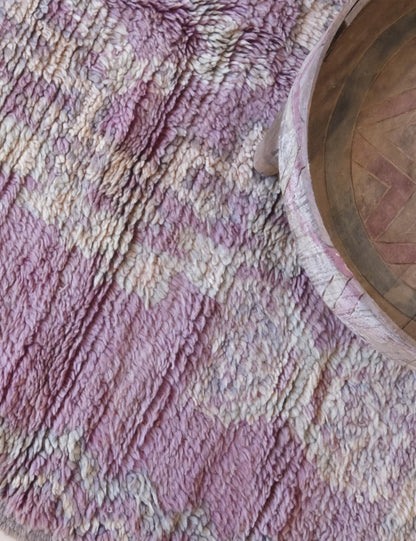 Lavender Purple Moroccan Rug 8.8 x 4.2 ft / 267 x 130 cm - Surcoma