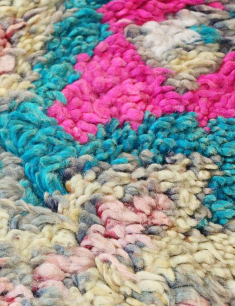 Tribal Wool Rug 8.7 x 6.4 ft / 264 x 197 cm