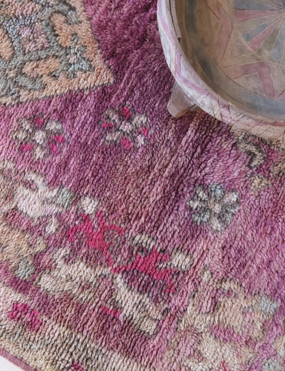 Boujad Vintage Moroccan Rug 8.2 x 5.5 ft / 249 x 170 cm - Surcoma