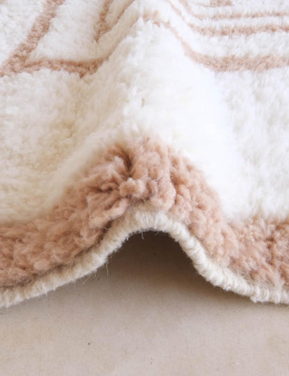 Custom White Beige Moroccan Rug - Esmeralda 13