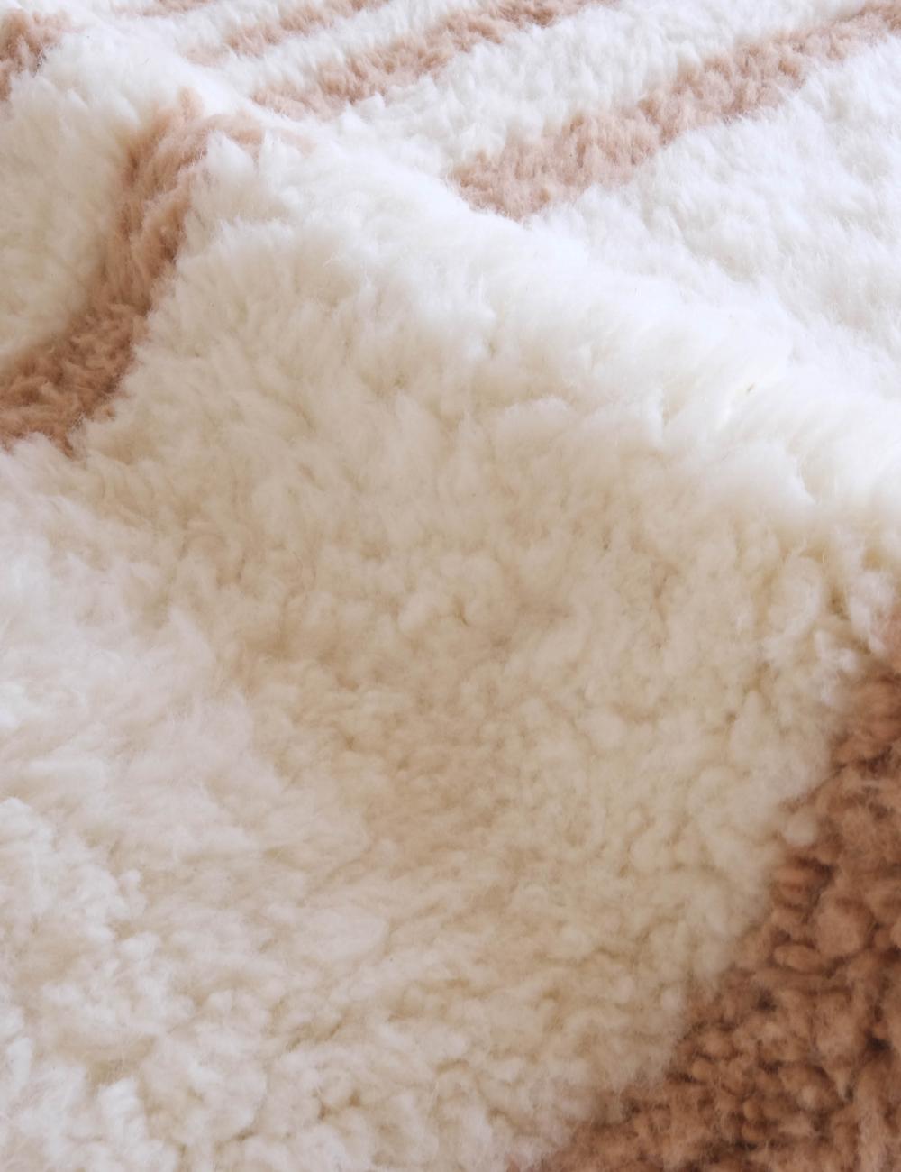 Custom White Beige Moroccan Rug - Esmeralda 13