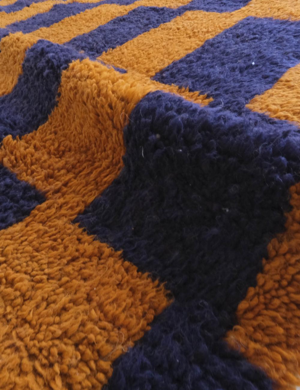 Geometric Wool Rug 9.8 x 6.8 ft / 298 x 210 cm