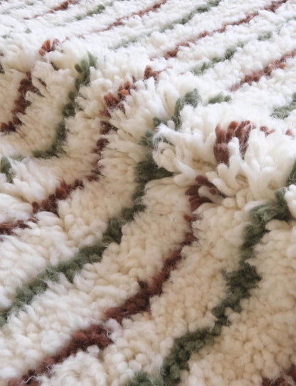 Custom White Linear Moroccan Rug - Forma 73