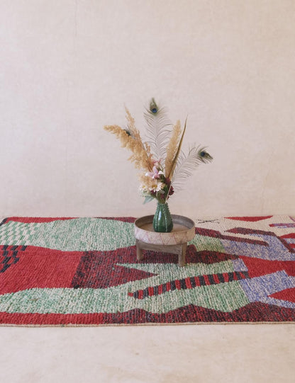 Handwoven Wool Carpet with Bold Abstract Geometric Design 8.9 x 5.7 ft / 272 x 175 cm - Surcoma