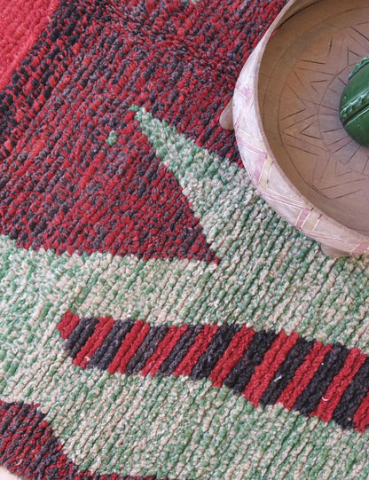 Handwoven Wool Carpet with Bold Abstract Geometric Design 8.9 x 5.7 ft / 272 x 175 cm - Surcoma