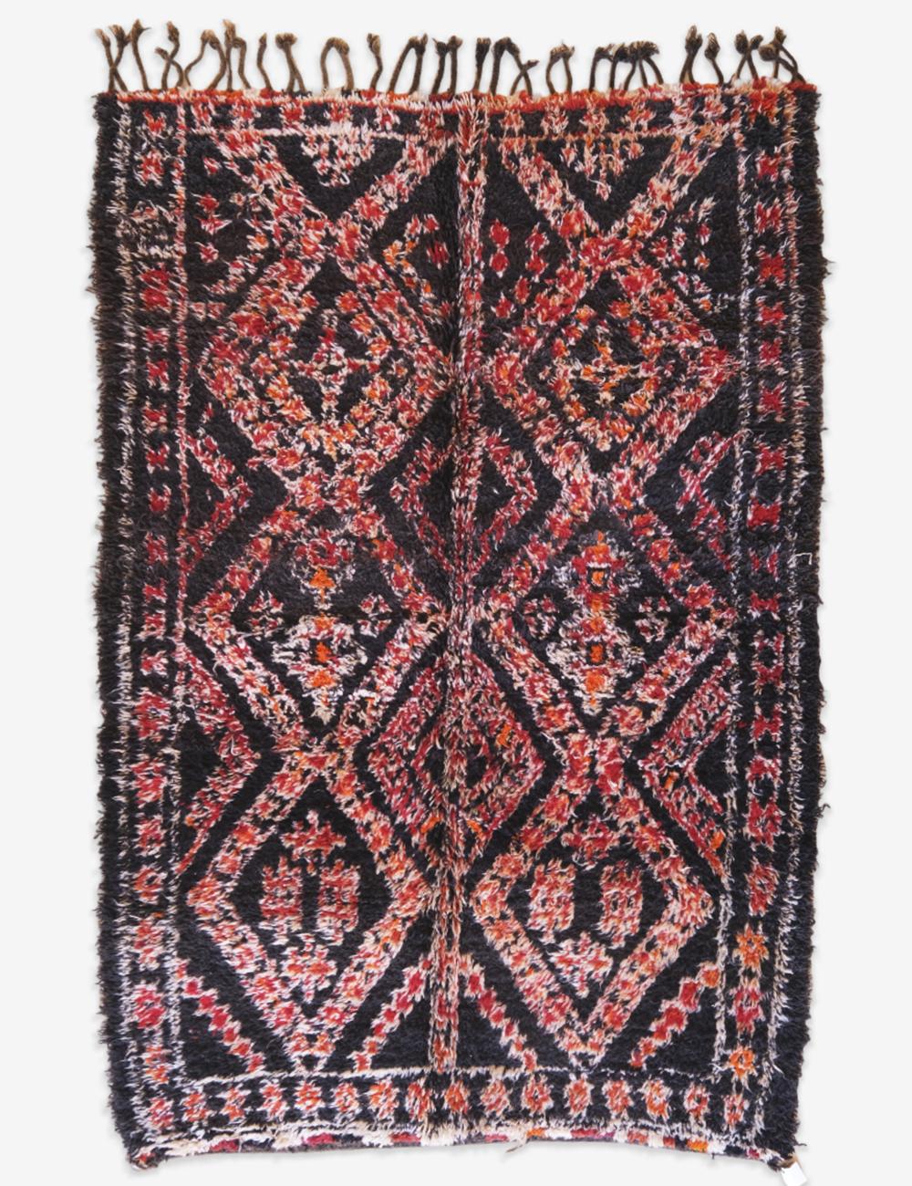 Collector Moroccan Shag Rug 10.6 x 6.7 ft / 323 x 206 cm