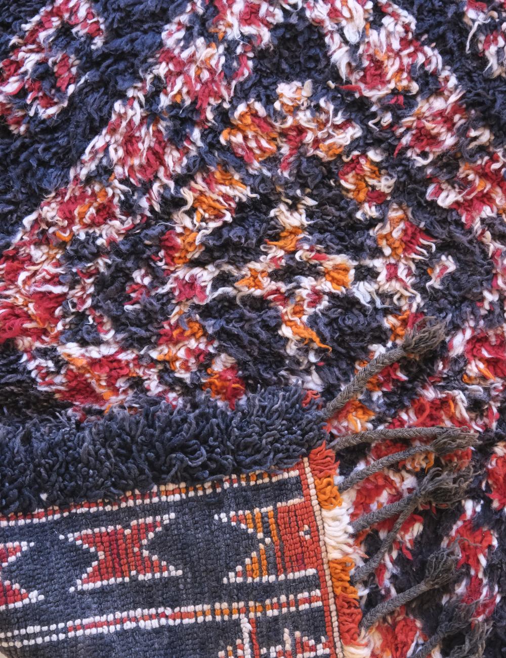 Collector Moroccan Shag Rug 10.6 x 6.7 ft / 323 x 206 cm