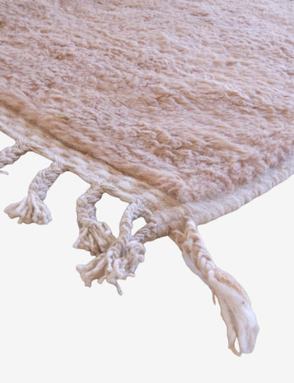 Beige Moroccan Wool Rug 8.8 x 5.4 ft / 267 x 165 cm - Surcoma