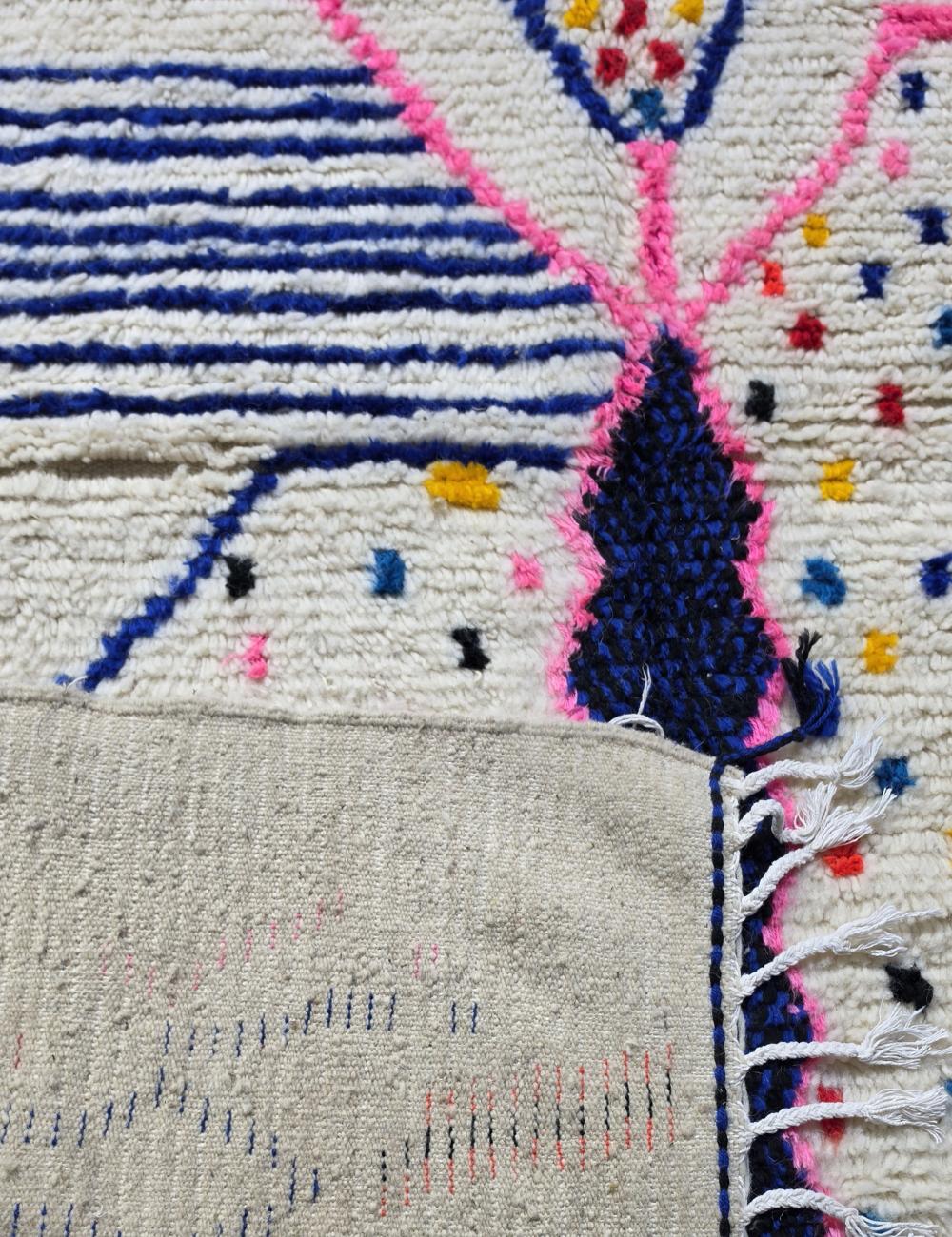Contemporary Moroccan Tribal Rug 7.2 x 5.9 ft / 220 x 180 cm
