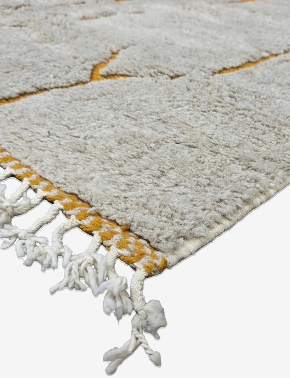 Contemporary Berber Wool Carpet 9.9 x 8 ft / 303 x 246 cm