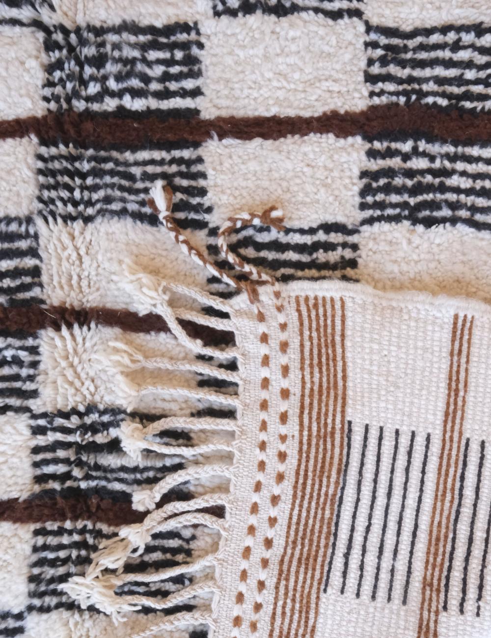 Neutral Checkered Moroccan Rug - Forma 108