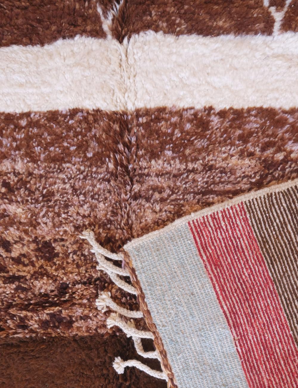 Authentic Tribal Moroccan Wool Rug 9.7 x 7.1 ft / 297 x 219 cm - Surcoma