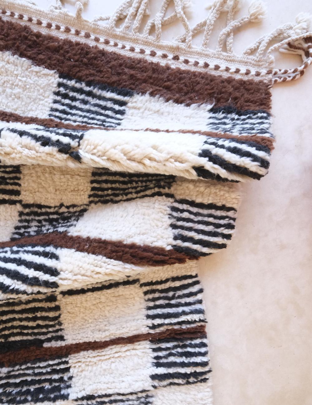 Neutral Checkered Moroccan Rug - Forma 108