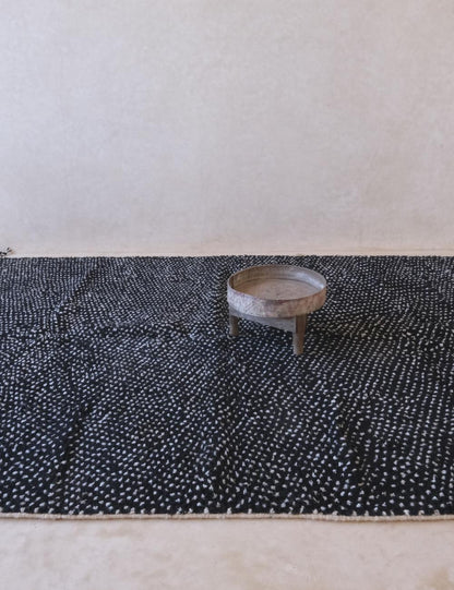Black and Ivory Moroccan Rug - Forma 107