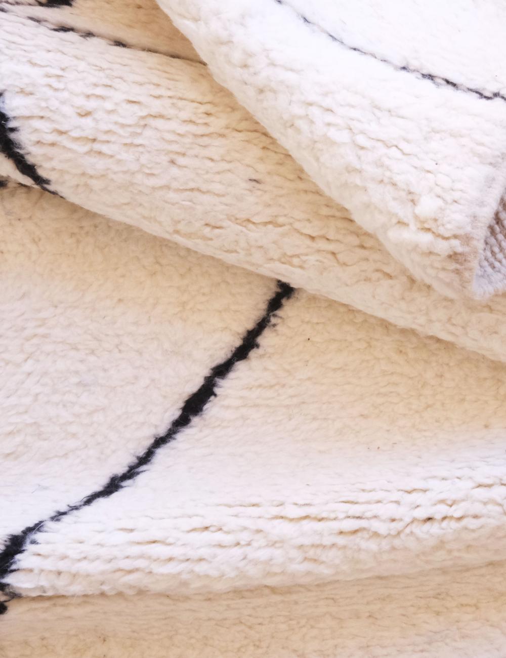 Moroccan Custom Classic Beni Rug - Forma 44