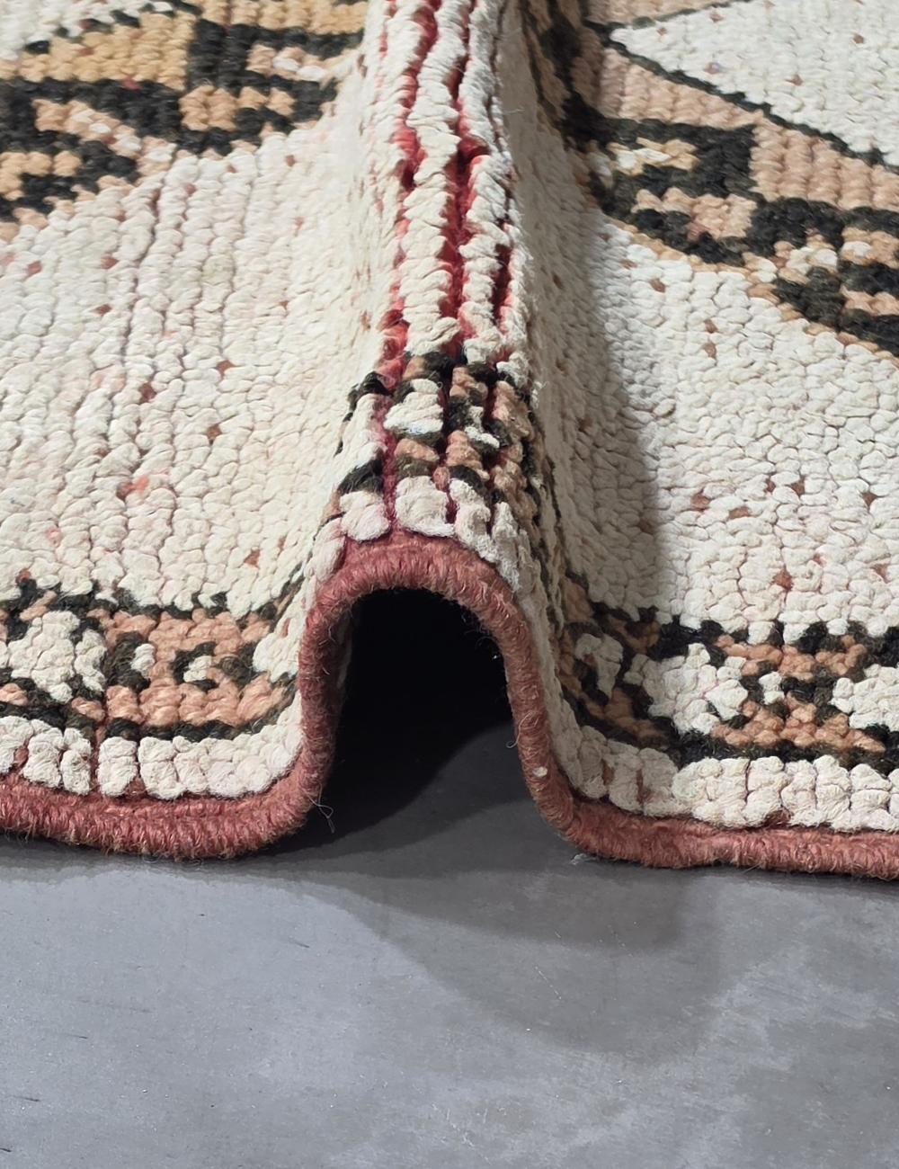 Earthy Tone Moroccan Rug 6.9 x 5.4 ft / 210 x 165 cm