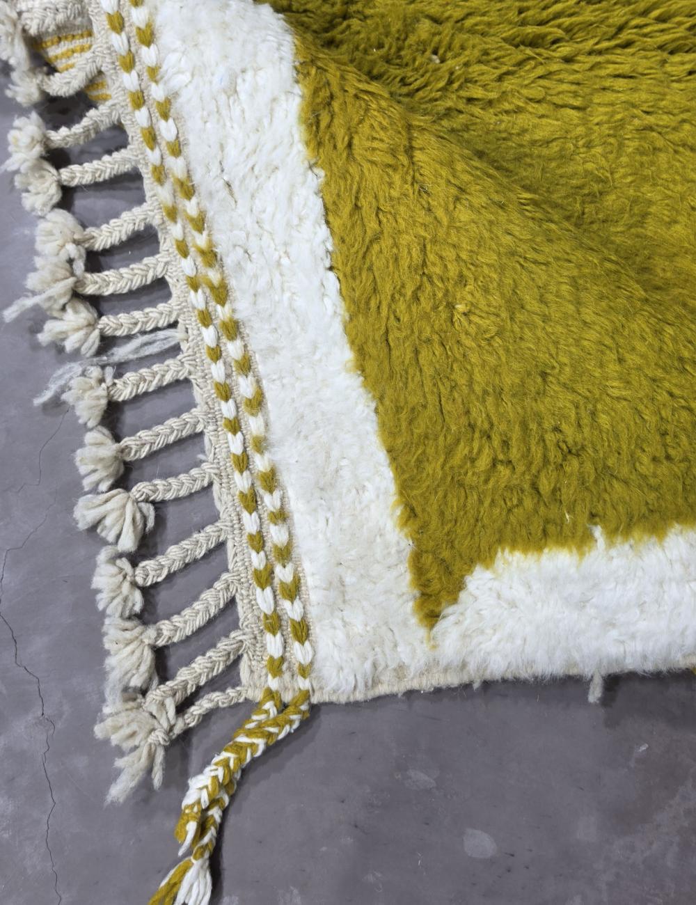 Modern Berber Rug 6.9 x 5.5 ft / 210 x 170 cm