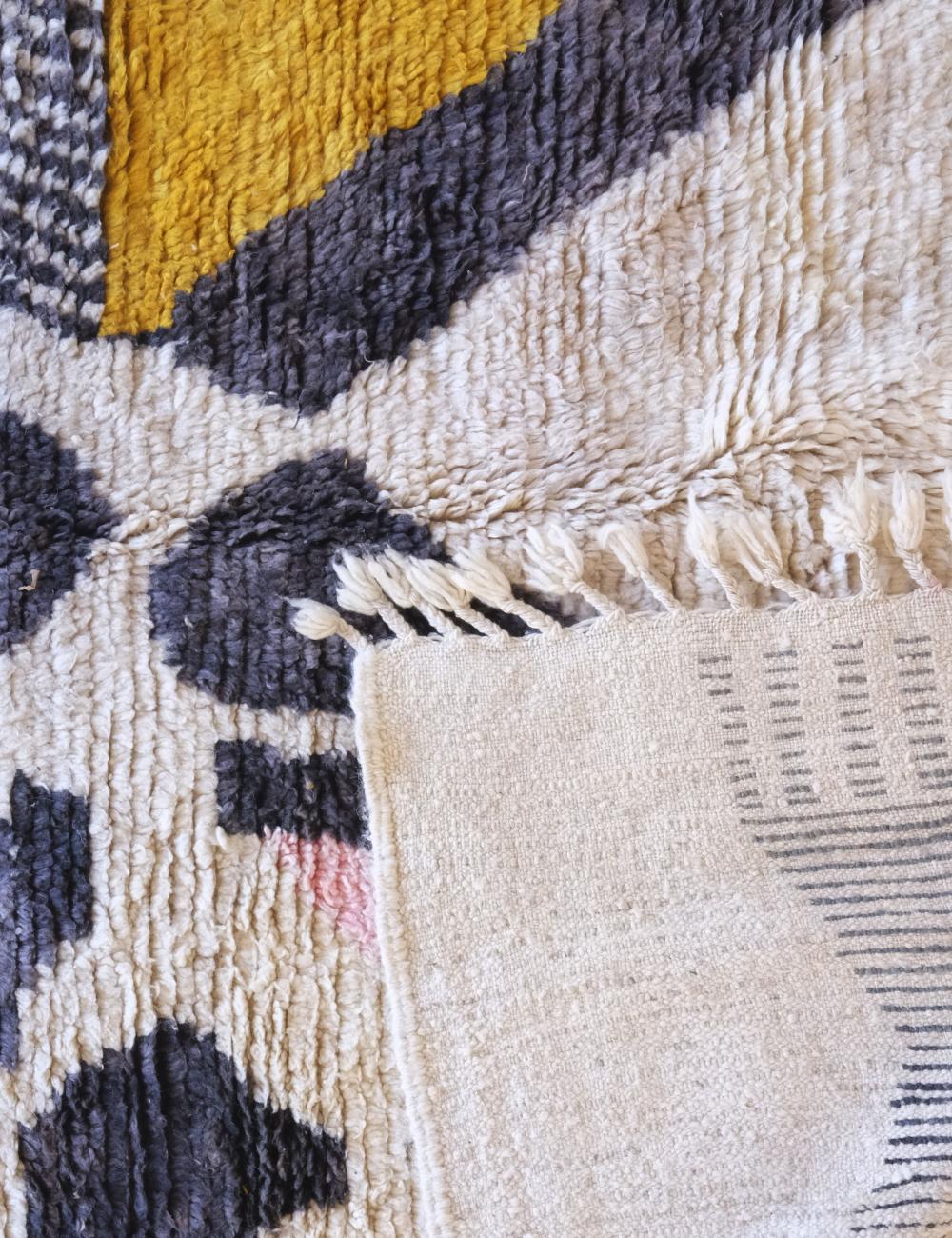 Graphic Design Rug 9.7 x 6.7 ft / 295 x 205 cm