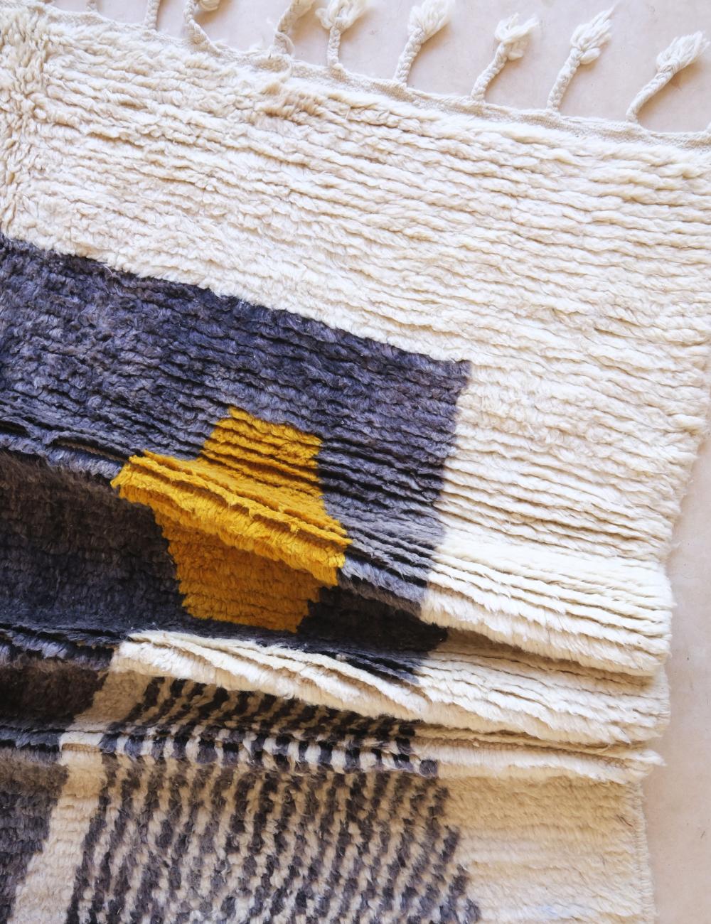 Graphic Design Rug 9.7 x 6.7 ft / 295 x 205 cm