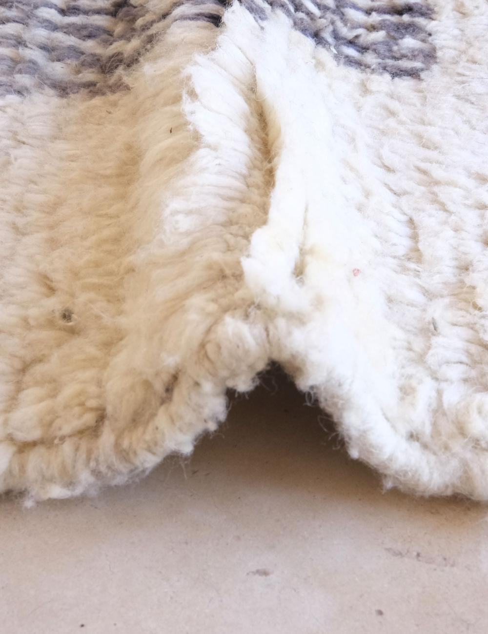 Graphic Design Rug 9.7 x 6.7 ft / 295 x 205 cm