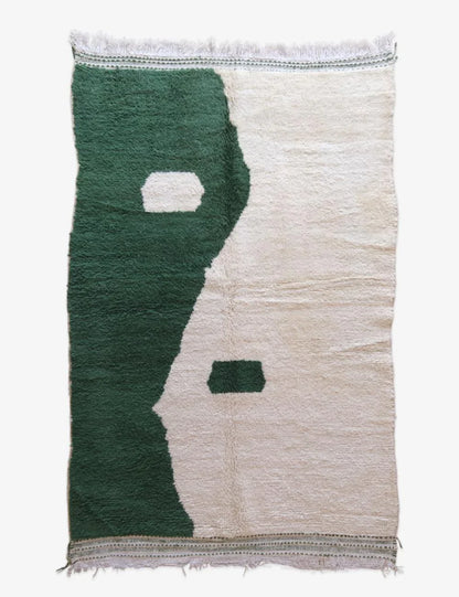 Green and White Moroccan Rug 8.2 x 5.1 ft / 250 x 158 cm - Surcoma