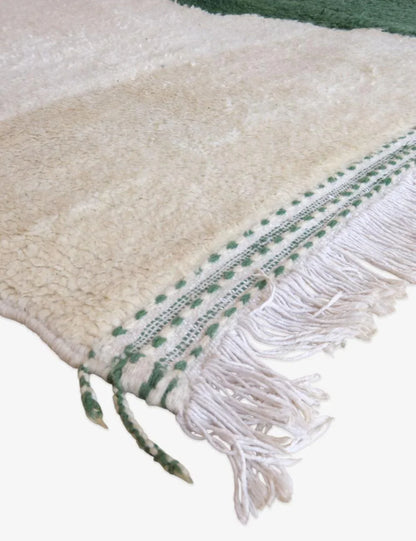 Green and White Moroccan Rug 8.2 x 5.1 ft / 250 x 158 cm - Surcoma