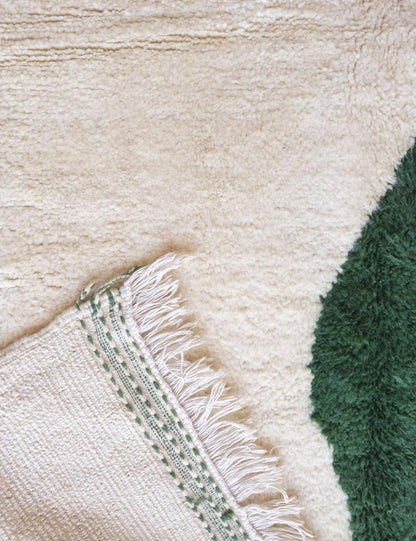 Green and White Moroccan Rug 8.2 x 5.1 ft / 250 x 158 cm - Surcoma