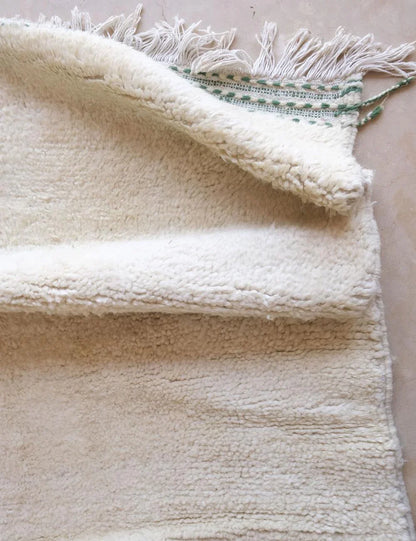 Green and White Moroccan Rug 8.2 x 5.1 ft / 250 x 158 cm - Surcoma