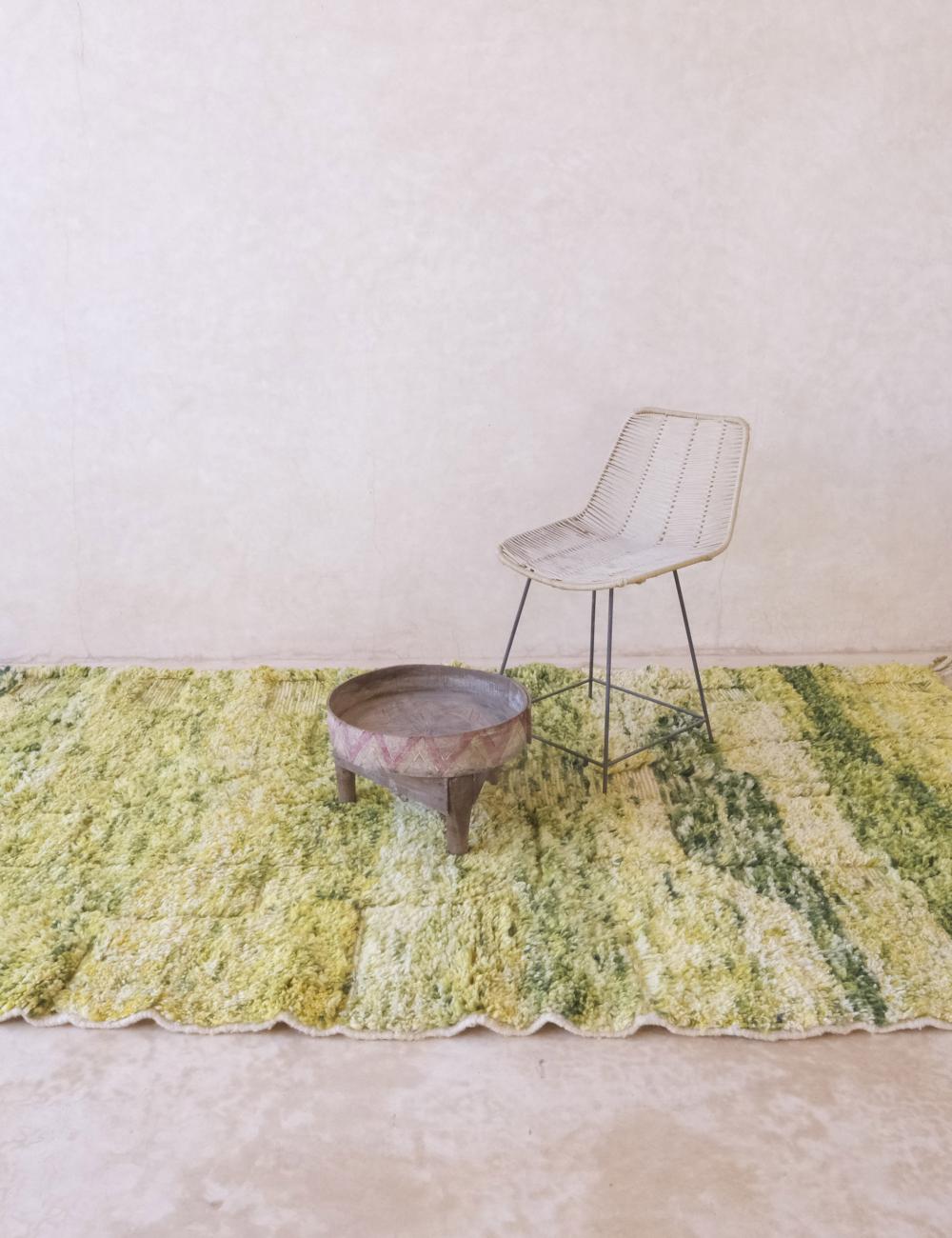Yellow-Green Moroccan Rug With Gradient Tones 8.7 x 5.1 ft / 264 x 157 cm