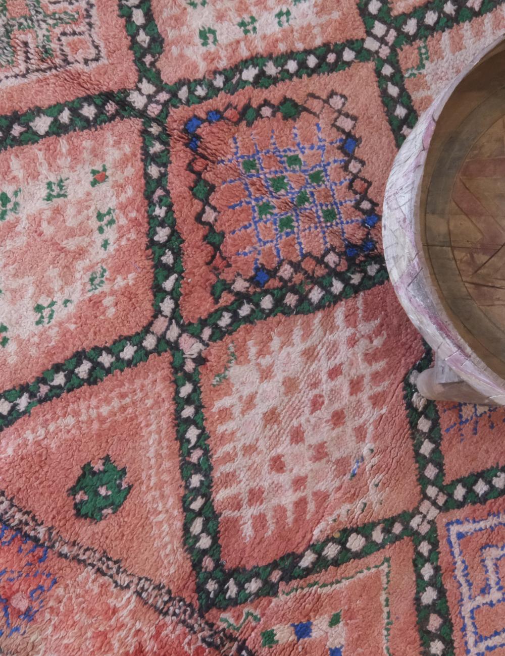 Tribal Moroccan Rug 6.3 x 4.7 ft / 193 x 145 cm