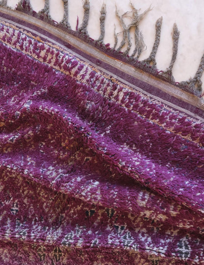 Deep Purple Moroccan Rug 7.5 x 5.7 ft / 230 x 174 cm - Surcoma