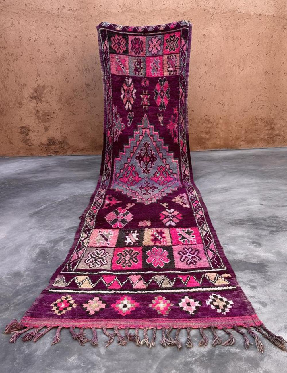 Extra-Long Hallway Rug 18.3 x 3.9 ft / 557 x 120 cm