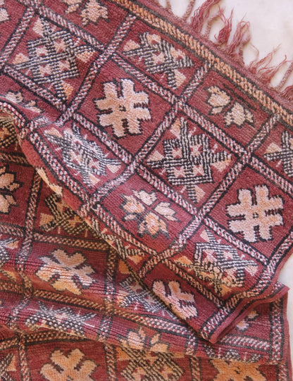 Red Moroccan Rug 6.9 x 3.5 ft / 211 x 108 cm - Surcoma