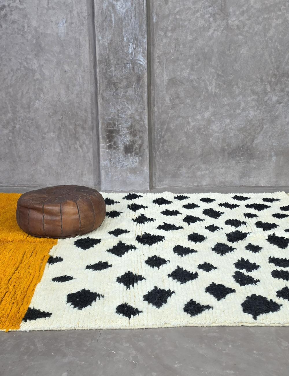 Handmade Berber Wool Carpet 8.1 x 6.3 ft / 247 x 193 cm