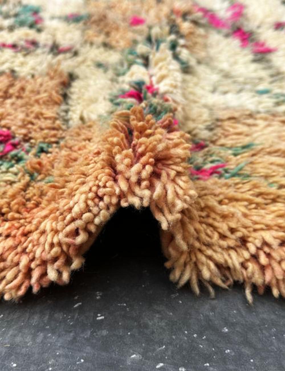 Moroccan Shag Rug - 9.8 x 3.9 ft / 298 x 120 cm