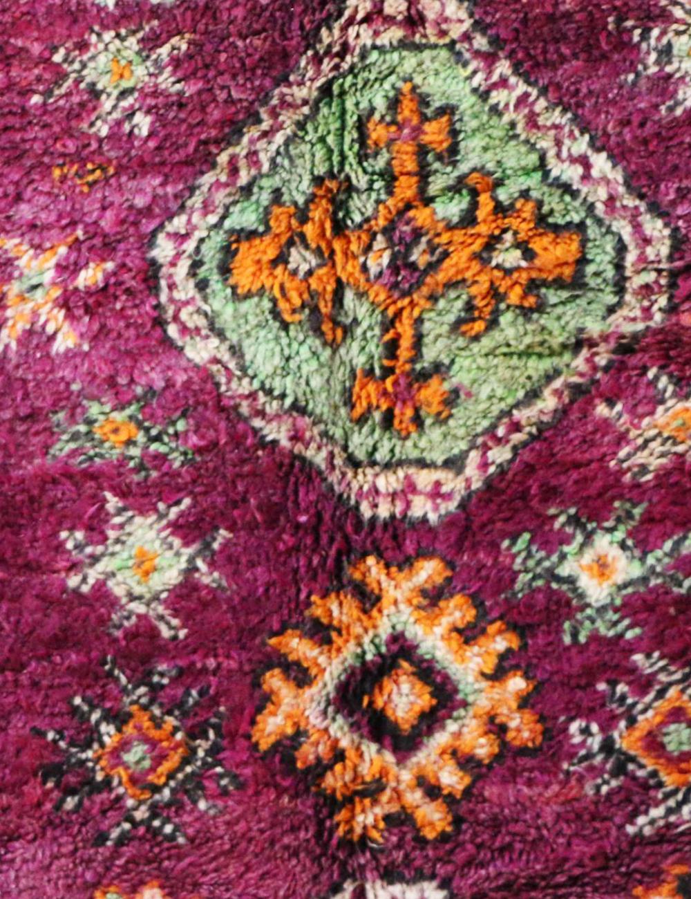 Traditional Berber Rug 10.4 x 6.9 ft / 316 x 213 cm