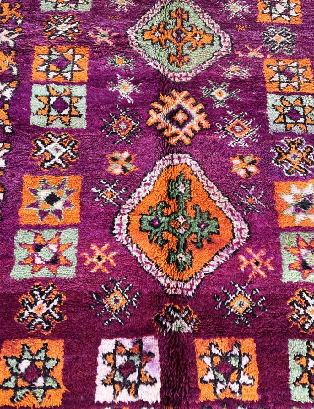 Traditional Berber Rug 10.4 x 6.9 ft / 316 x 213 cm