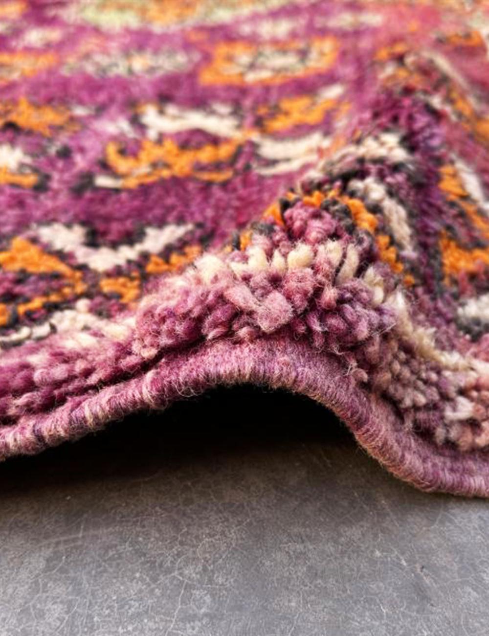 Traditional Berber Rug 10.4 x 6.9 ft / 316 x 213 cm