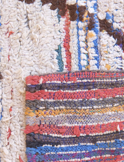Handwoven Azilal Moroccan Rug with Minimalist Geometric Lines 4.9 x 2.5 ft / 150 x 79 cm - Surcoma