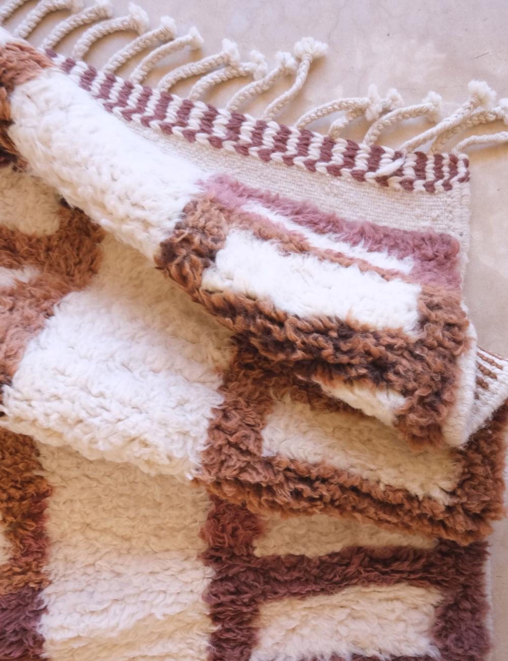 Handwoven Moroccan Mocha Wool Rug 9 x 7.1 ft / 273 x 218 cm