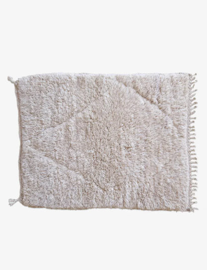 Small Luxury Cream Rug 3.9 x 2.9 ft / 118 x 90 cm - Surcoma