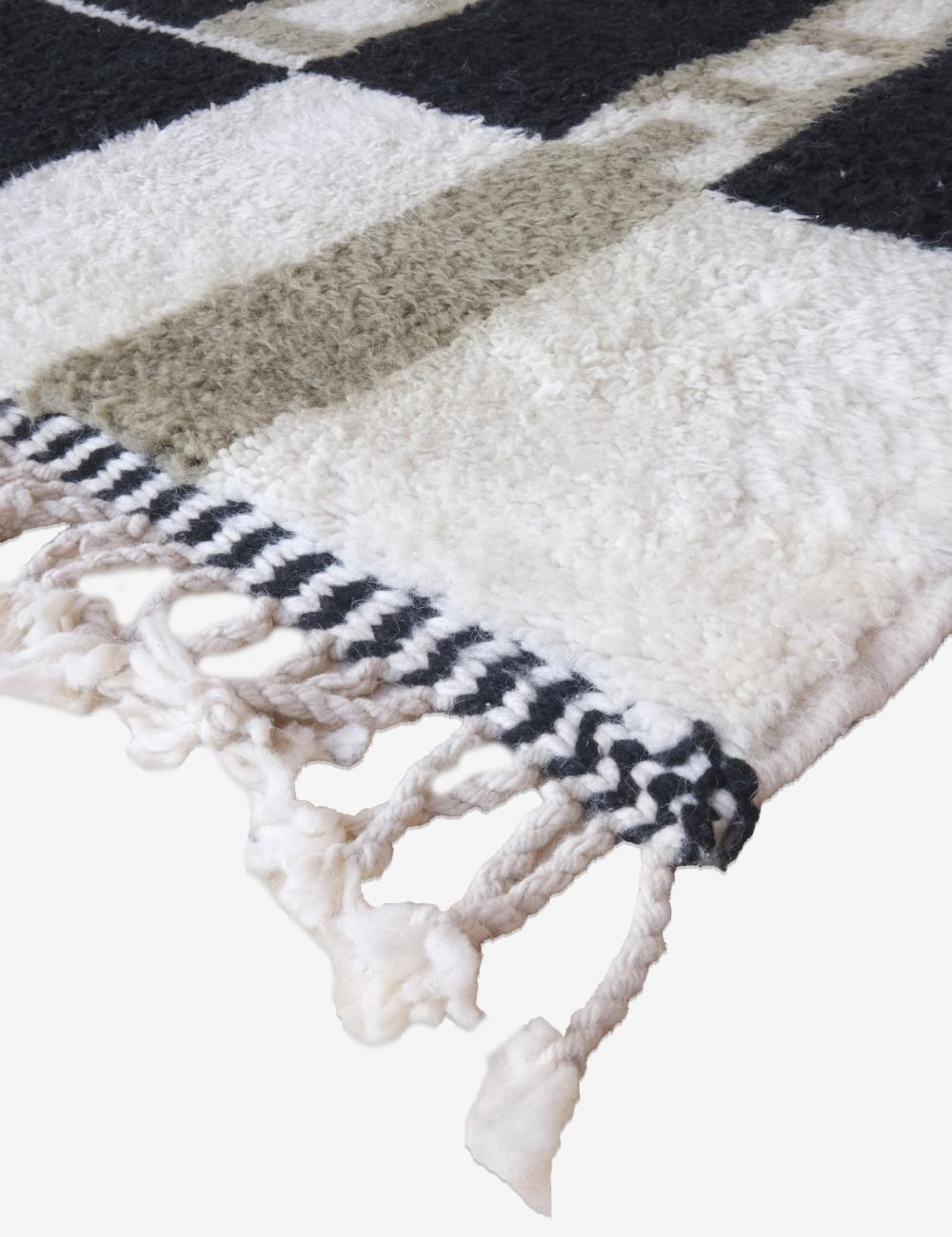 Oversized Moroccan Wool Rug 13.1 x 9.7 ft / 400 x 296 cm