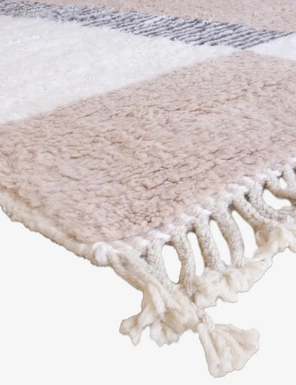 Handwoven Moroccan Wool Rug / 343 x 255 cm - Surcoma