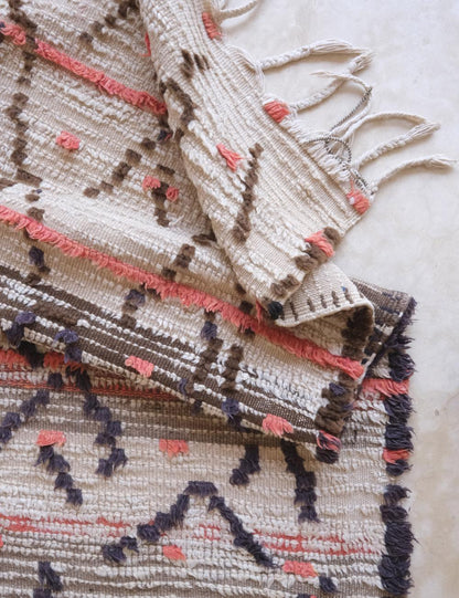 Moroccan Vintage Ourika Rug 6.8 x 4.1 ft / 208 x 125 cm - Surcoma