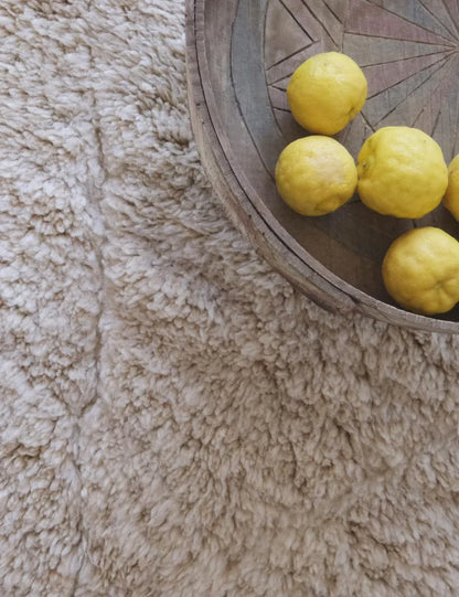 Small Luxury Cream Rug 3.9 x 2.9 ft / 118 x 90 cm - Surcoma